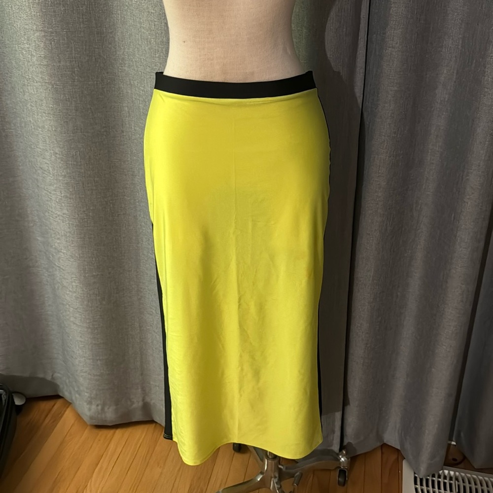 Urban Outfitters - Light before Dark Skirt size m